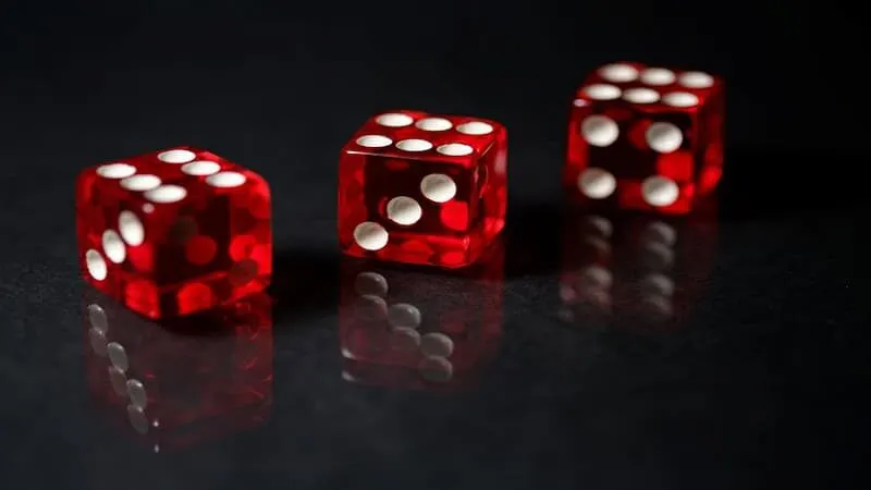 Rủi ro và hậu quả khi hack tài xỉu online